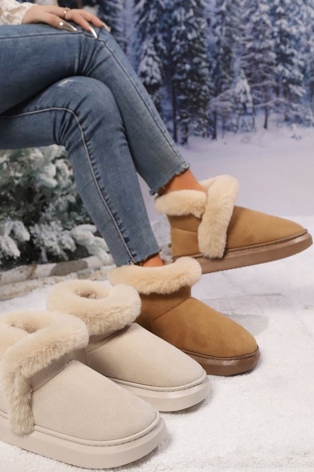 Faux Fur Round Toe Platform Boots