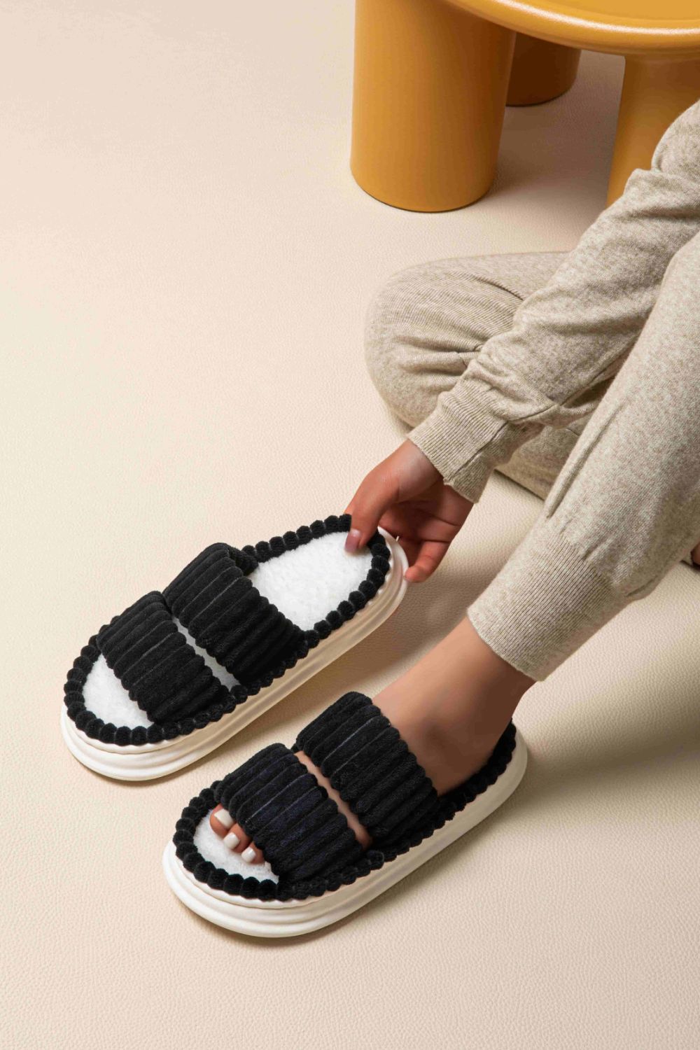 Open Toe Fluff Platform Slippers